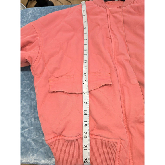**DUPLICATE** Universal Thread* Women's Coral Quilted Bomber Zip Jacket SIZE L - Picture 6 of 7